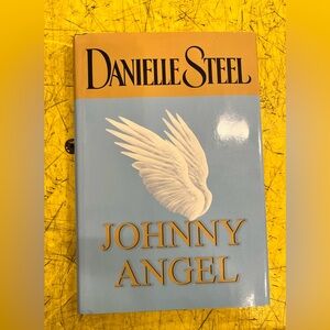 (5 for $15) Danielle Steel Johnny Angel Hardcover Book